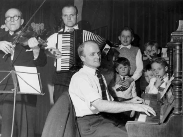 Brødrene Knud, Kjeld og Bent